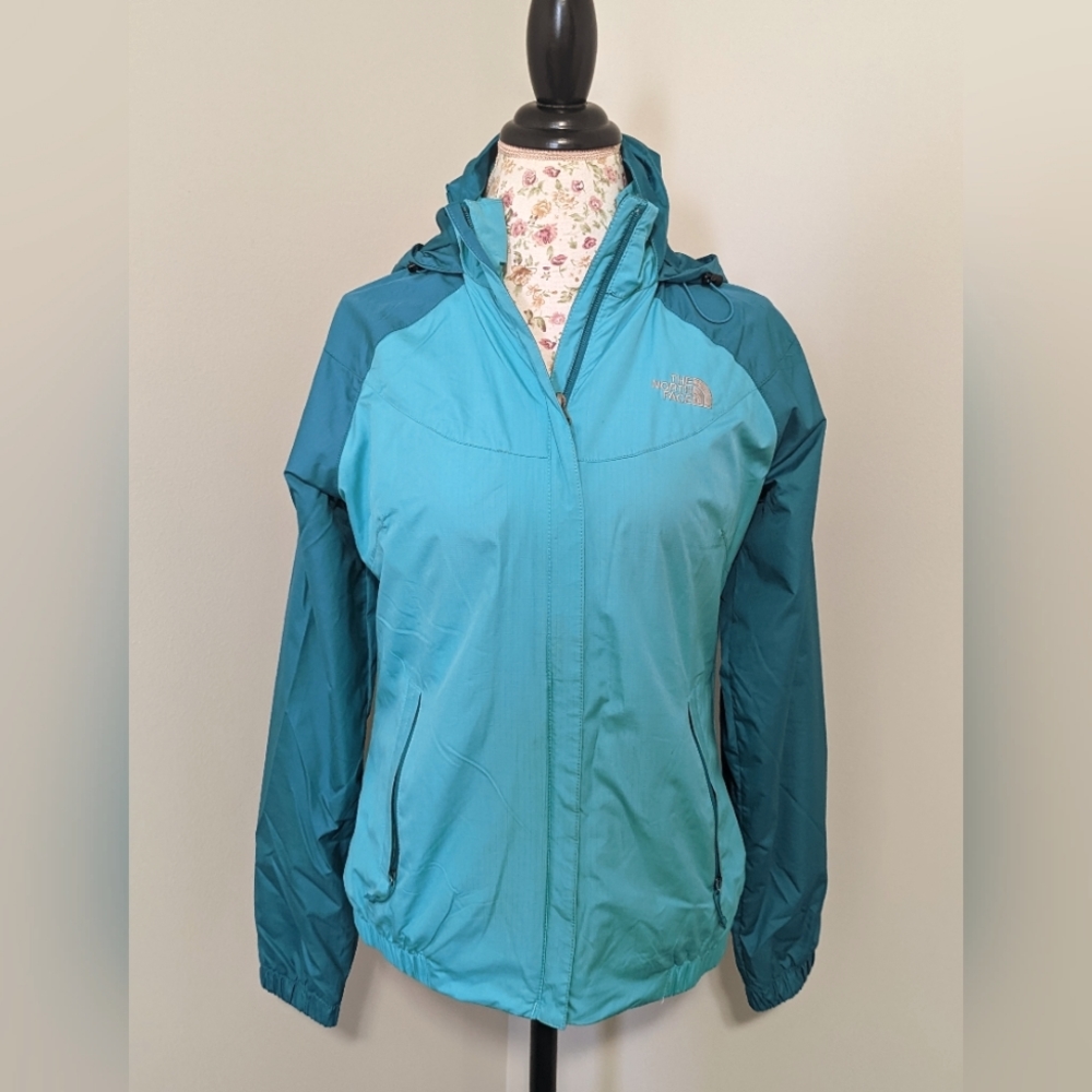 The North Face light weight jacket